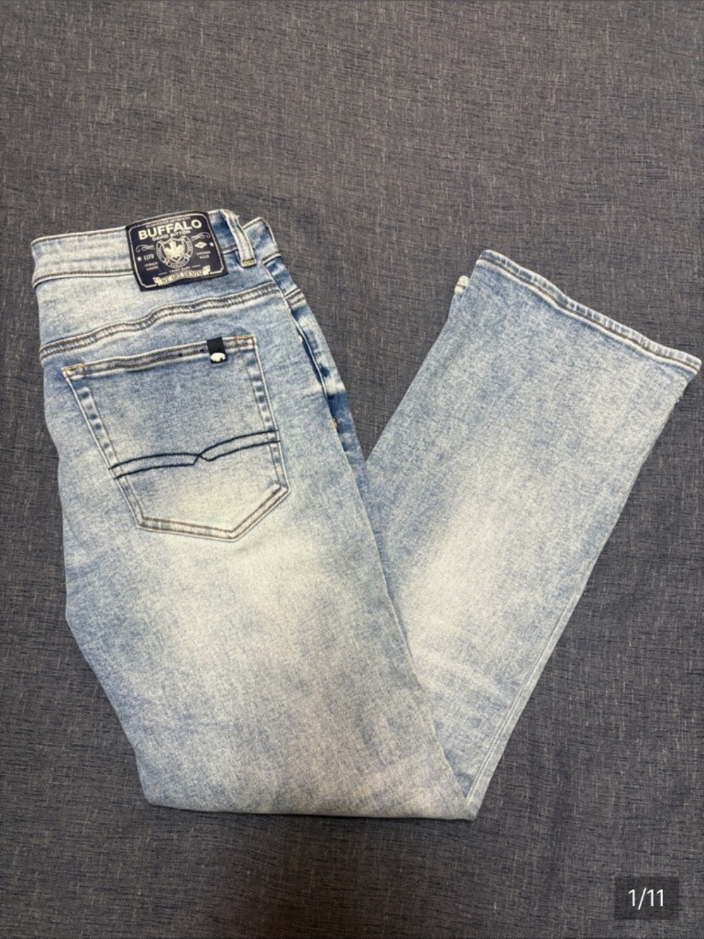 BUFFALO DAVID BITTON NWOT Size 33 x 30